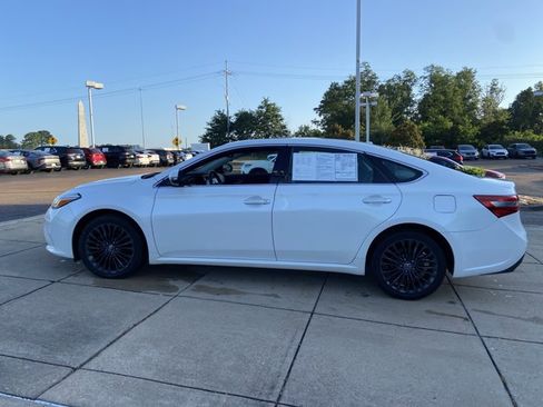 Used 2018 Toyota Avalon Touring w/ All Weather Liner Package FWD image 23