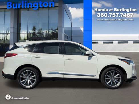 Used 2023 Acura RDX AWD w/ Technology Package image 7