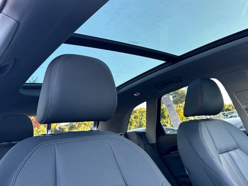 Certified 2025 Audi Q5 Premium Plus w/ Premium Plus image 17