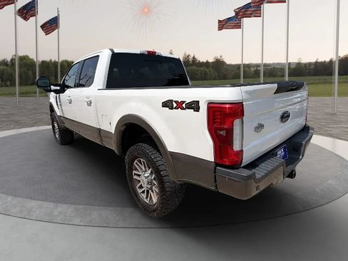 Used 2018 Ford F250 King Ranch w/ King Ranch Ultimate Package AWD/4WD image 4