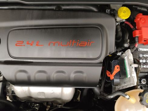 Used 2019 Jeep Compass Limited image 30