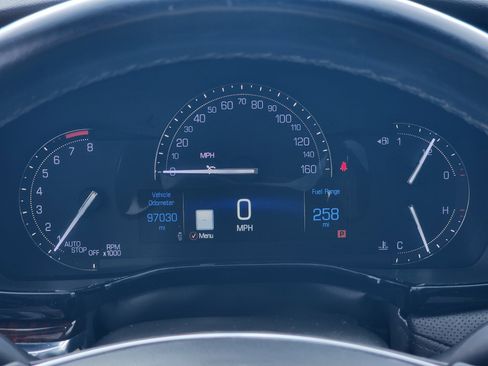 Used 2018 Cadillac XT5 Luxury image 22