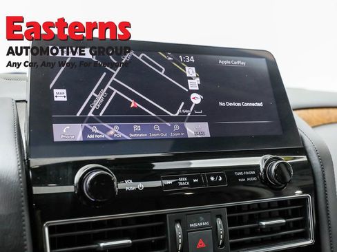 Used 2023 Nissan Armada SL w/ Captain's Chairs Package image 19