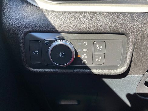 Certified 2022 Ford Explorer XLT w/ Equipment Group 202A image 58