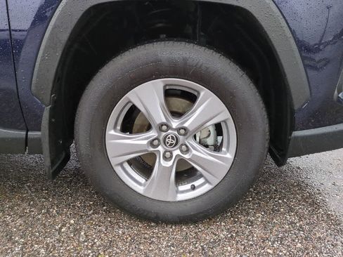 Certified 2025 Toyota RAV4 XLE w/ Convenience Package image 11