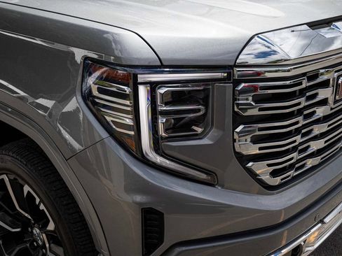 Used 2024 GMC Sierra 1500 Denali w/ Denali Reserve Package AWD/4WD image 33
