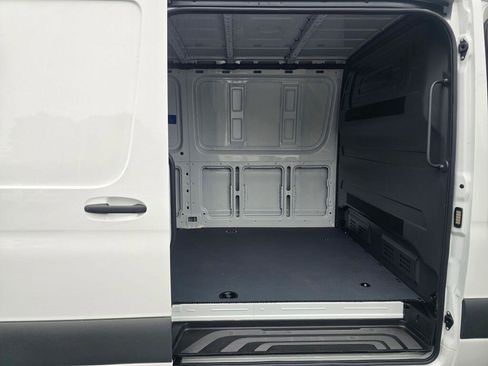 New 2026 Mercedes-Benz Sprinter 2500 image 18