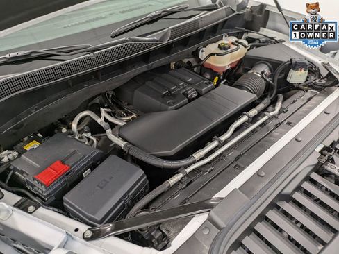 Used 2024 Chevrolet Silverado 1500 LT AWD/4WD image 31