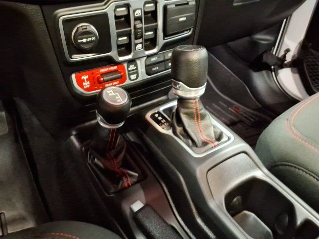 Used 2020 Jeep Gladiator Rubicon AWD/4WD image 15