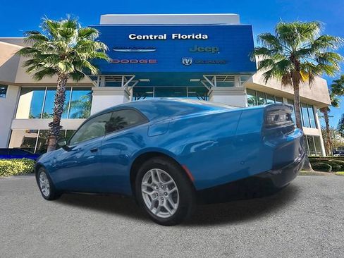 Used 2025 Dodge Charger R/T w/ Sun & Sound Package image 7