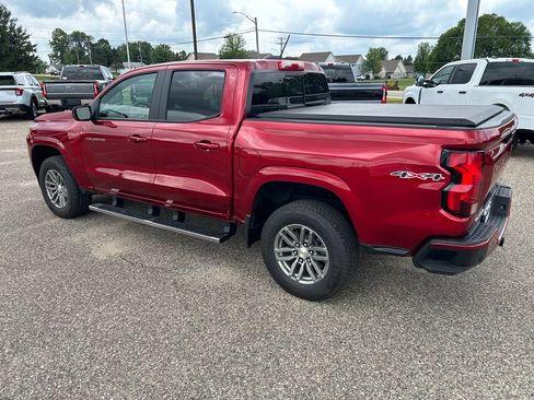 Used 2024 Chevrolet Colorado LT w/ LT Convenience Package II AWD/4WD image 5
