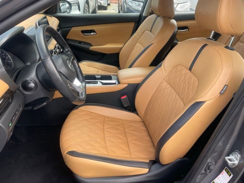 Certified 2023 Nissan Sentra SV w/ SV Premium Package image 7