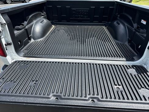 Used 2025 RAM 1500 Laramie AWD/4WD image 27