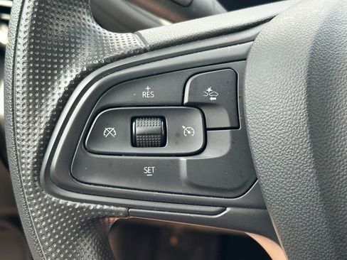Used 2024 Buick Envista Preferred w/ Advanced Safety Package FWD image 32