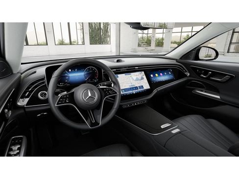 New 2026 Mercedes-Benz E 350 4MATIC Sedan image 3