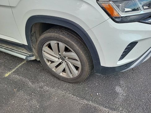 Used 2021 Volkswagen Atlas SEL w/ Atlas Adventure Package AWD/4WD image 5