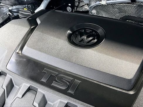 Used 2024 Volkswagen Tiguan S image 29