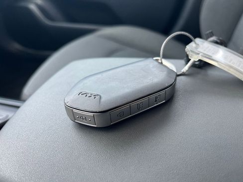 Used 2025 Kia K4 LXS image 21