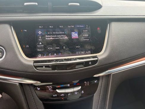 Used 2023 Cadillac XT5 Premium Luxury FWD image 10