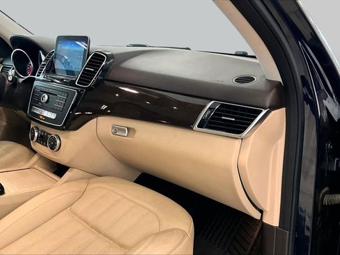 Used 2017 Mercedes-Benz GLE 350 image 16