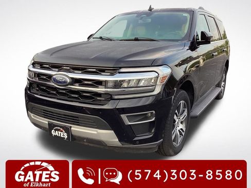 Used 2024 Ford Expedition Limited AWD/4WD image 3