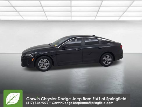 Used 2021 Kia K5 LXS image 8