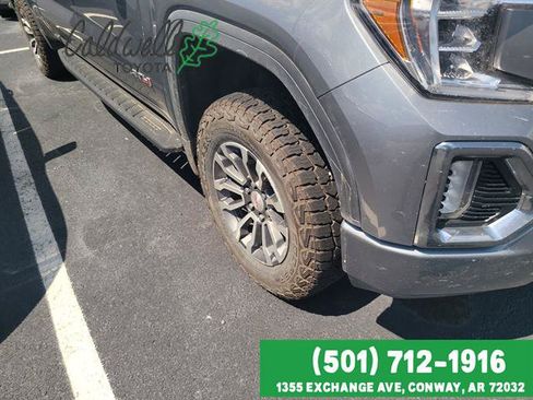 Used 2021 GMC Sierra 1500 AT4 w/ Driver Alert Package II AWD/4WD image 4