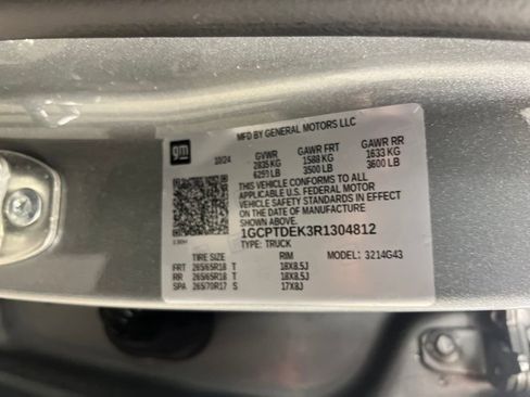 Used 2024 Chevrolet Colorado Z71 w/ Advanced Trailering Package image 29