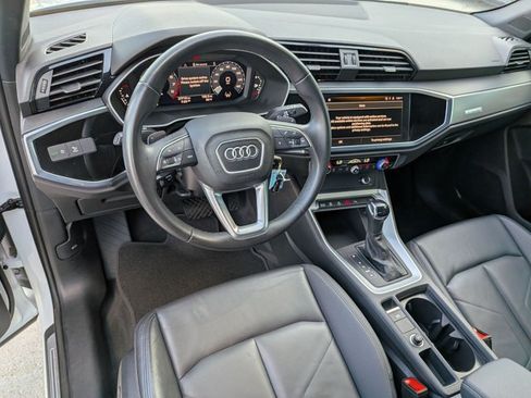 Used 2025 Audi Q3 2.0T Premium AWD/4WD image 10