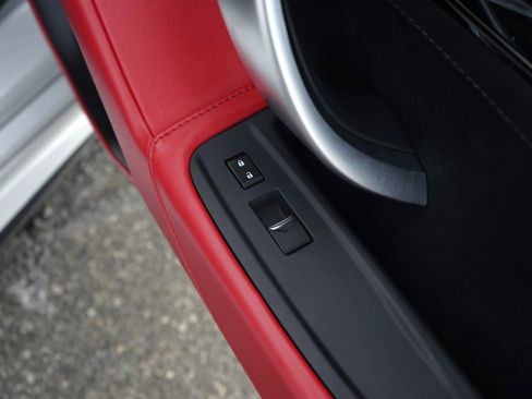 Used 2020 Acura NSX image 34