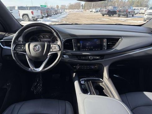 Used 2022 Buick Enclave Essence w/ Experience Buick Package image 18