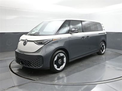 New 2025 Volkswagen ID. Buzz Pro S Plus