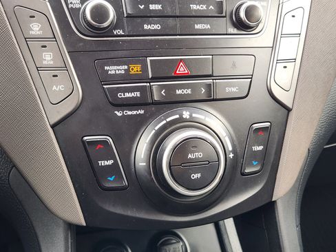 Used 2017 Hyundai Santa Fe SE w/ SE Premium Package 02 image 19