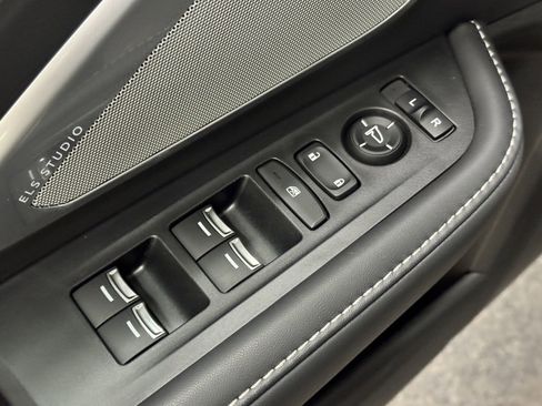 Used 2023 Acura RDX Technology Package SH-AWD image 13