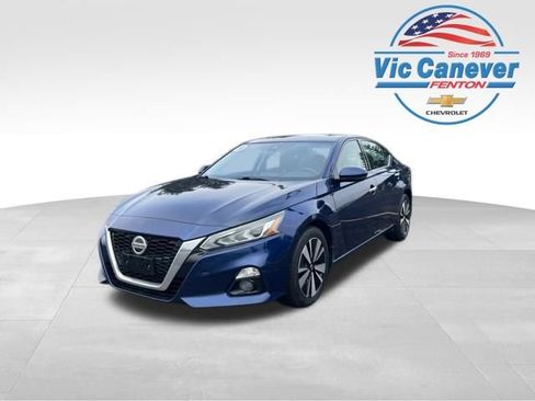 Used 2020 Nissan Altima 2.5 SV AWD/4WD image 1