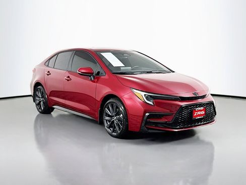 Used 2025 Toyota Corolla SE FWD image 7