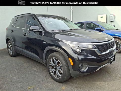 Certified 2022 Kia Seltos EX image 1