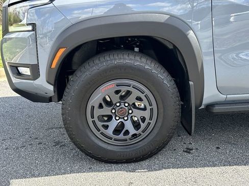 Certified 2026 Nissan Frontier PRO-4X w/ Pro-4x Convenience Package AWD/4WD image 12
