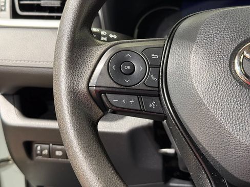 Certified 2023 Toyota RAV4 XLE FWD image 23