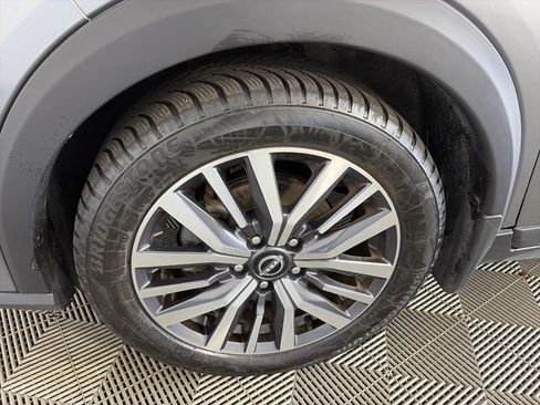 Certified 2023 Nissan Kicks SV FWD image 13