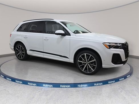 Certified 2025 Audi Q7 2.0T Premium Plus w/ Premium Plus Package image 4