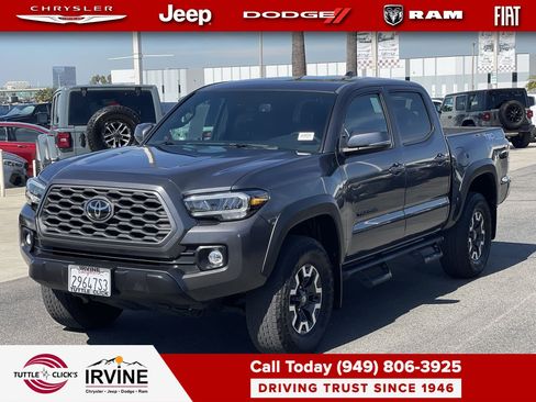 Used 2023 Toyota Tacoma TRD Off-Road image 3