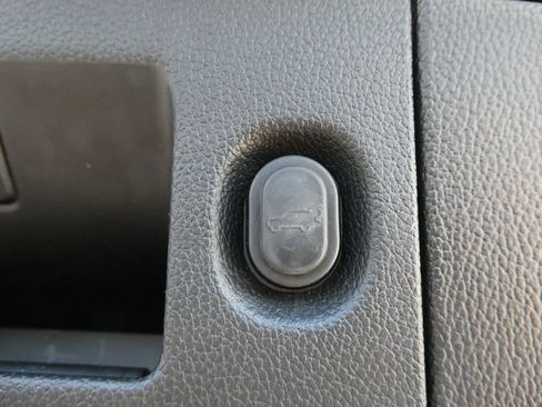 Used 2020 Chevrolet Tahoe LT image 17