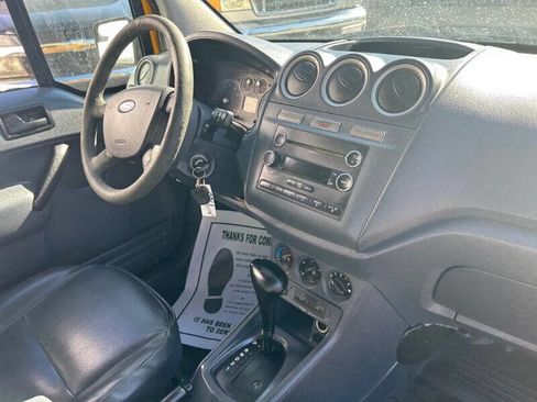 Used 2012 Ford Transit Connect XLT Premium w/ Taxi Pkg image 9