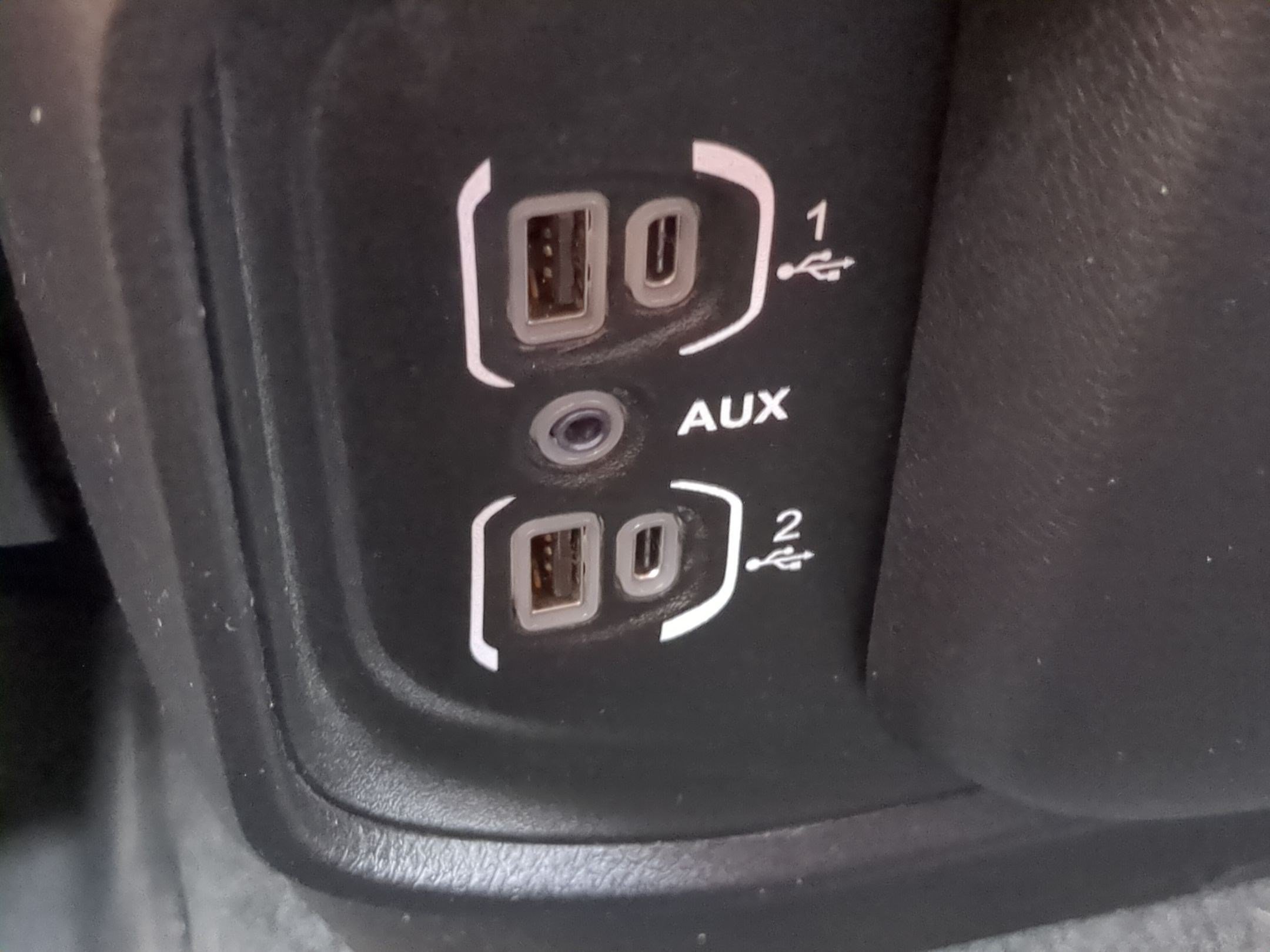 Used 2020 RAM 1500 Laramie AWD/4WD image 24