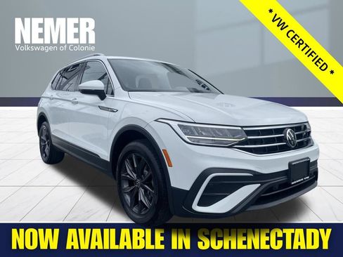 Certified 2022 Volkswagen Tiguan SE AWD/4WD image 9