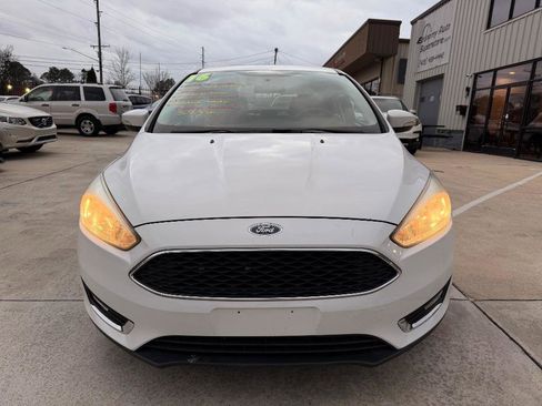Used 2016 Ford Focus SE w/ Equipment Group 201A image 20
