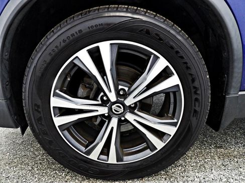 Used 2017 Nissan Rogue SL image 20