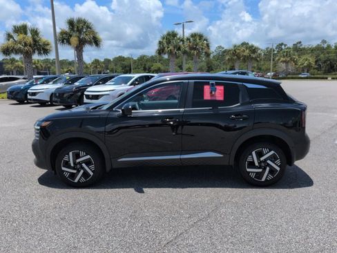 Certified 2026 Nissan Kicks SV FWD image 7