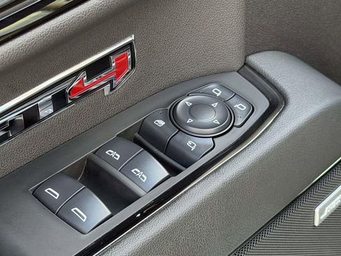 Used 2024 GMC Sierra 1500 AT4 w/ Technology Package AWD/4WD image 7